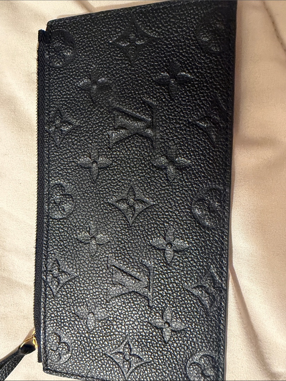 Louis Vuitton Black Embossed Monogram zip insert/card holder - Picture 4 of 15
